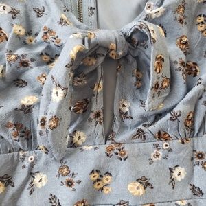 Xhiliration Blue Floral Dress